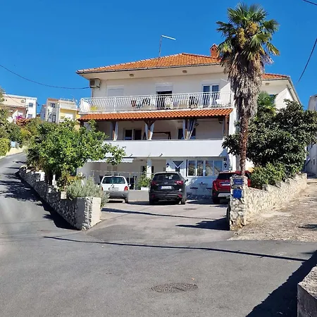 Apartment Family Friendly With A Swimming Pool Okrug Gornji, Ciovo - 23007 Trogir