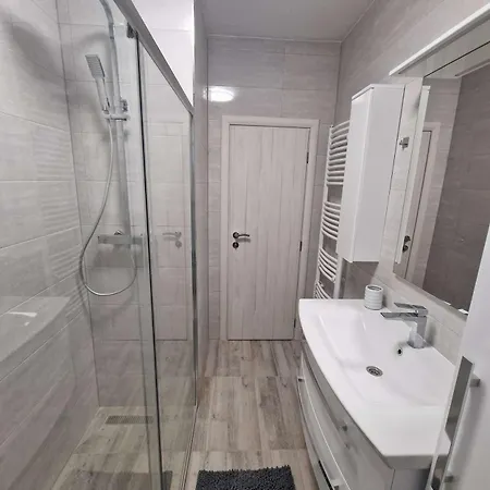 Family Friendly With A Swimming Pool Okrug Gornji, Ciovo - 23007 Appartamento *
